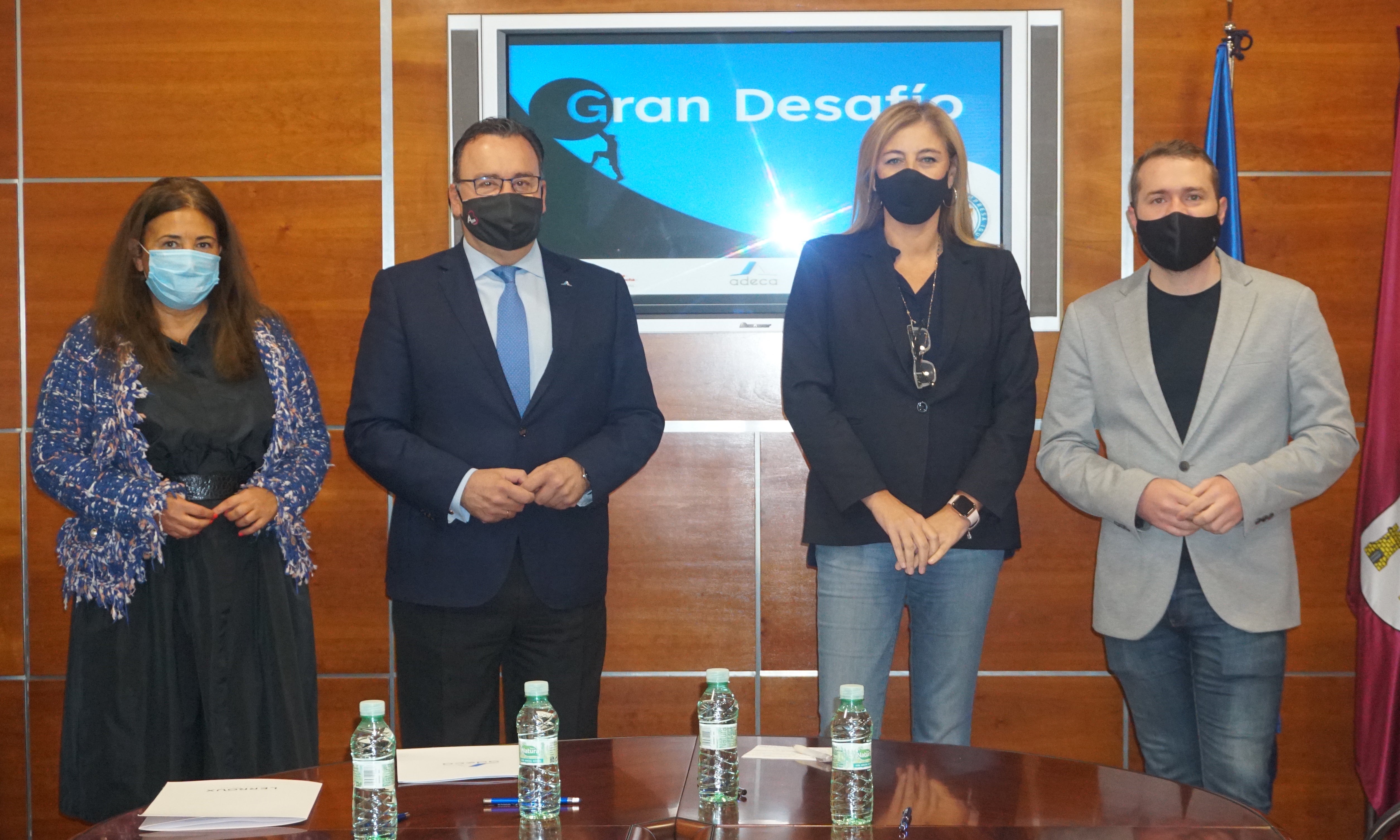 Un programa para jóvenes emprendedores que promueve la igualdad Un programa para jóvenes emprendedores que promueve la igualdad