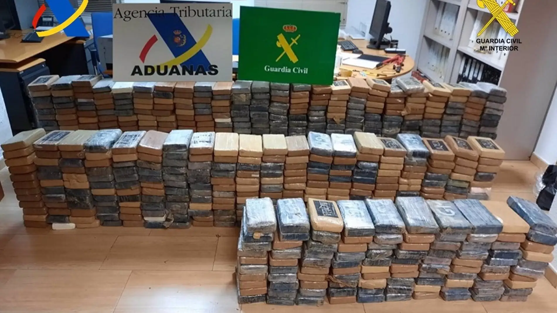 Incautados 700 kilos de cocaína en el puerto de València