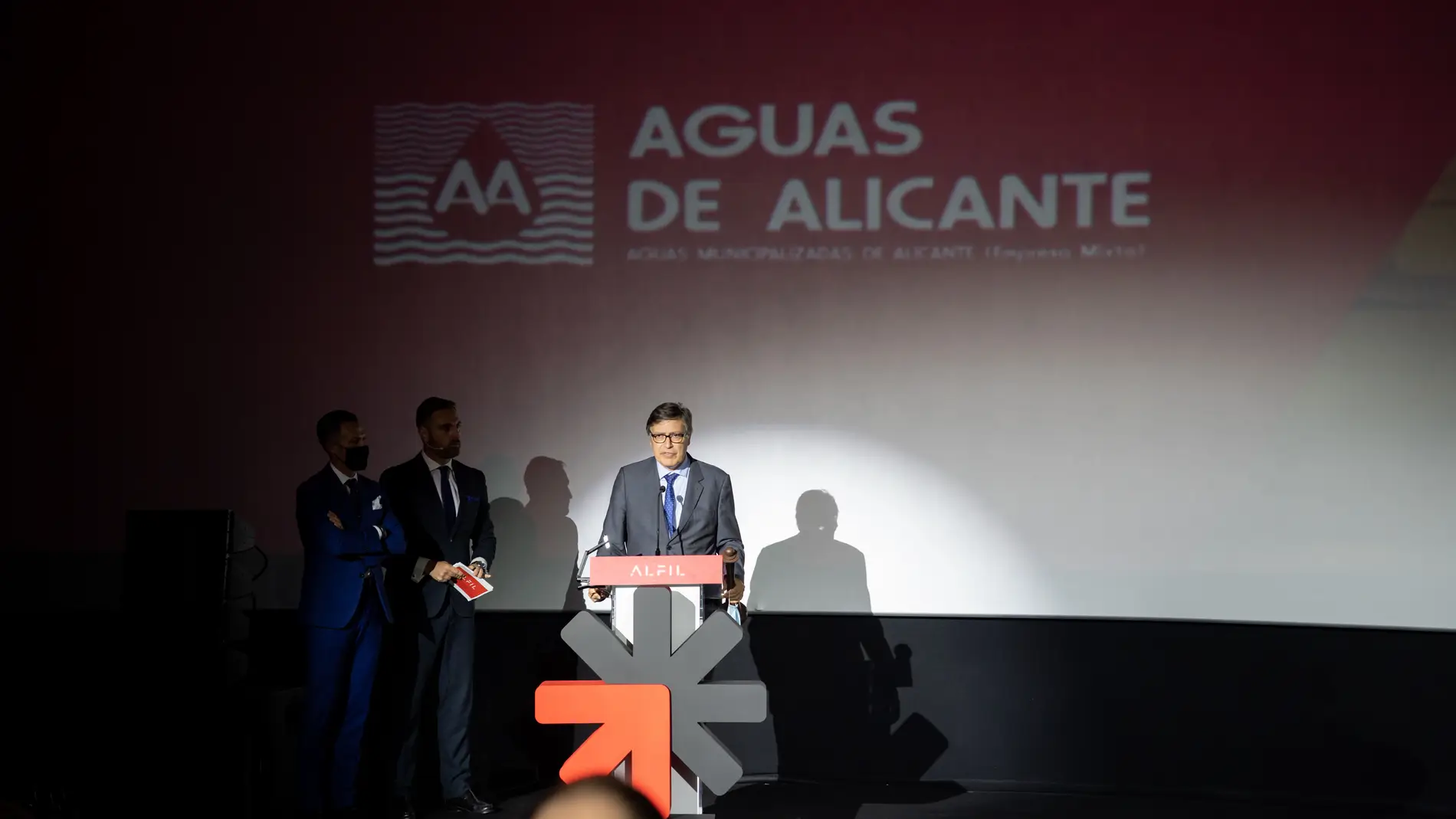 Javier Díez, director general de Aguas de Alicante