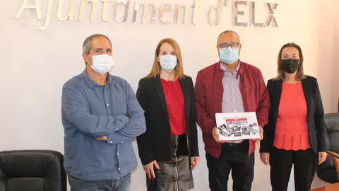 José Francisco Aldeguer, Raquel Rosique, Vicente Alberola y María José Martínez, en la presentación del nuevo proyecto de deporte escolar en Elche. DEPORTE ESCOLAR