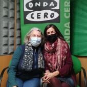 Carmen Quinteiro y Ángeles Solla, auxiliar cuidadora
