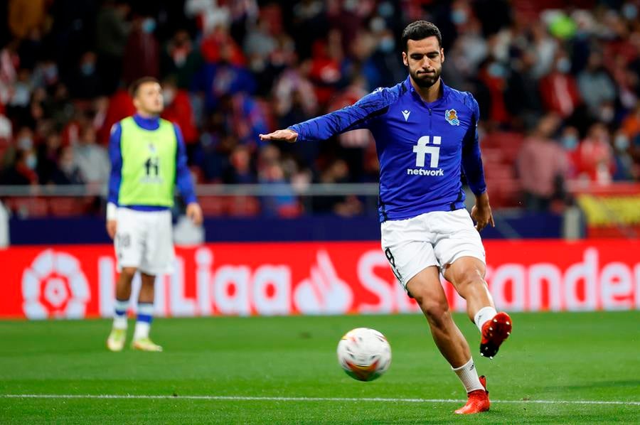 Mikel Merino: "¿Ganar LaLiga? Tenemos los pies en el suelo, siempre con humildad" Mikel Merino: "¿Ganar LaLiga? Tenemos los pies en el suelo, siempre con humildad"