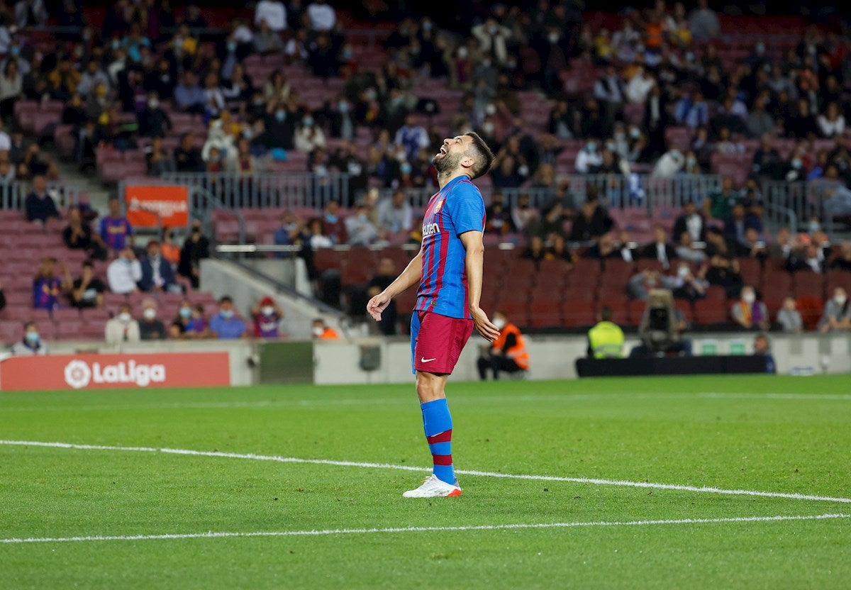 Jordi Alba, tercer positivo en coronavirus en la plantilla del Barcelona Jordi Alba, tercer positivo en coronavirus en la plantilla del Barcelona
