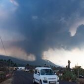 Registran siete rayos volcánicos en La Palma en las últimas horas