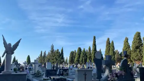 Aspecto cuidado del cementerio alcazareño en 2021 Aspecto cuidado del cementerio alcazareño en 2021