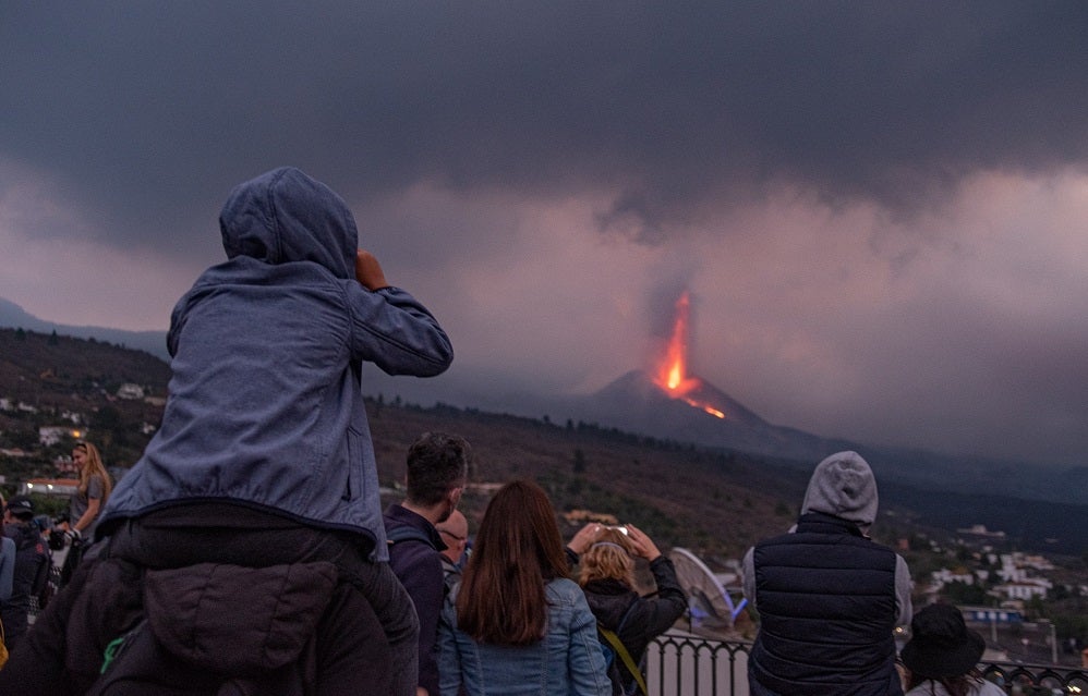 La superficie afectada por la lava roza las 1.000 hectáreas y arrasa más de 2.500 edificaciones en La Palma La superficie afectada por la lava roza las 1.000 hectáreas y arrasa más de 2.500 edificaciones en La Palma