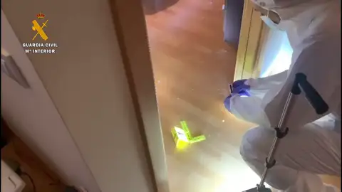 La Guardia Civil reconstruye el crimen de Lardero junto al presunto asesino La Guardia Civil reconstruye el crimen de Lardero junto al presunto asesino