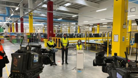 Inaugurado el centro log&iacute;stico de Amazon en valladolid