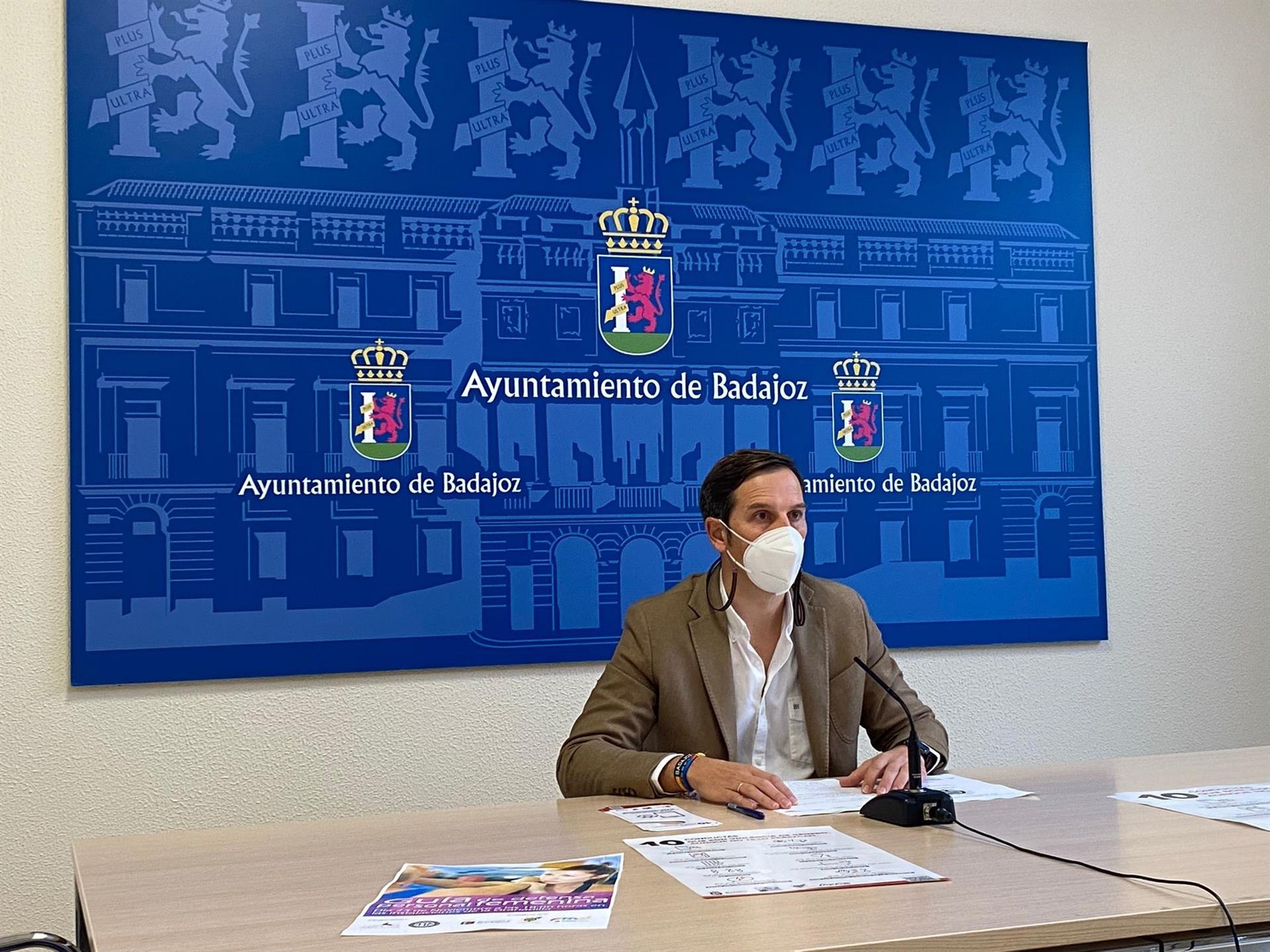 El Ayuntamiento de Badajoz organiza dos campañas de sensibilización y acciones educativas o deportivas por el 25N El Ayuntamiento de Badajoz organiza dos campañas de sensibilización y acciones educativas o deportivas por el 25N