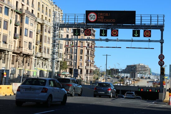 Miquel Catasús: “El problema de Barcelona són les Rodalies. Mentre això no millori, totes les obres per millorar el trànsit de Barcelona seran insuficients.” Miquel Catasús: “El problema de Barcelona són les Rodalies. Mentre això no millori, totes les obres per millorar el trànsit de Barcelona seran insuficients.”