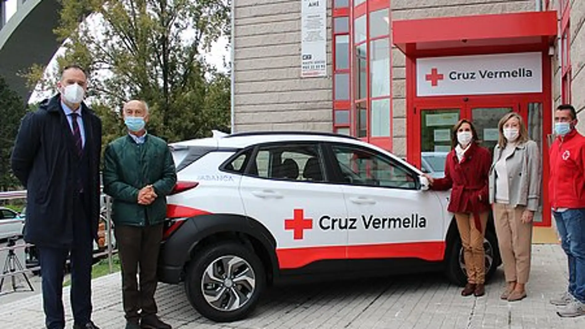 ABANCA doa un vehículo a Cruz Vermella de Ourense
