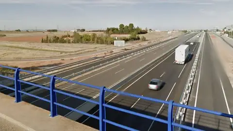 Imagen A-4, a la altura de Manzanares Imagen A-4, a la altura de Manzanares