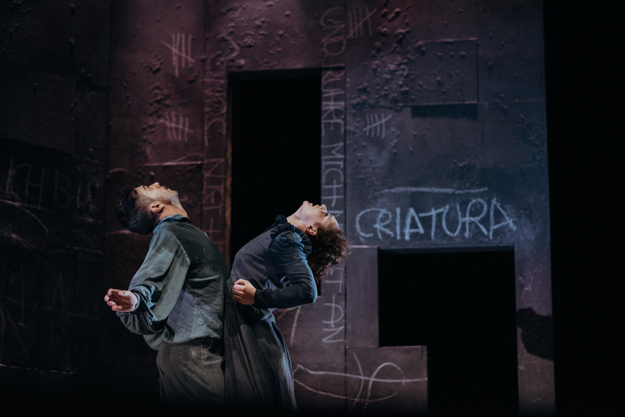 ‘La mort i la donzella’ de Asun Noales no para de sumar éxitos: seis premios en la noche de las Artes Escénicas Valencianas ‘La mort i la donzella’ de Asun Noales no para de sumar éxitos: seis premios en la noche de las Artes Escénicas Valencianas