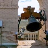 Vuelven a sonar las campanas de Santa María la Mayor, en Alcalá de Henares