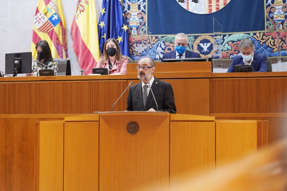 Lambán plantea 15 ideas para renovar la Estrategia de Recuperación Lambán plantea 15 ideas para renovar la Estrategia de Recuperación