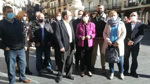 Los "renovadores" del PAR en la Plaza del Torico RENOVADORES PAR