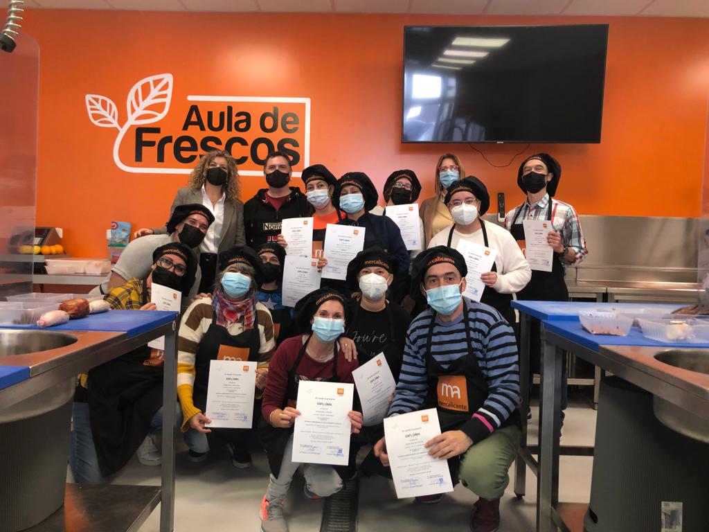 Nuevos diplomados en los Talleres de Elaborados Cárnicos del Aula de Alimentos Frescos en Mercalicante Nuevos diplomados en los Talleres de Elaborados Cárnicos del Aula de Alimentos Frescos en Mercalicante