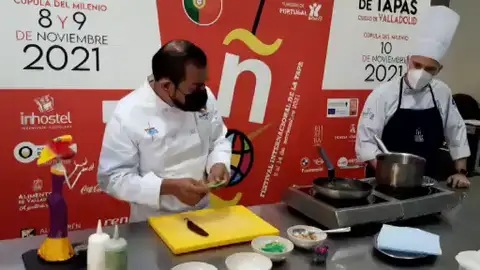 Así se prepara la mejor tapa del mundo Así se prepara la mejor tapa del mundo
