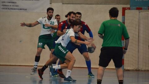 El equipo masculino del Club Balonmano Elche juega en Primera Nacional.