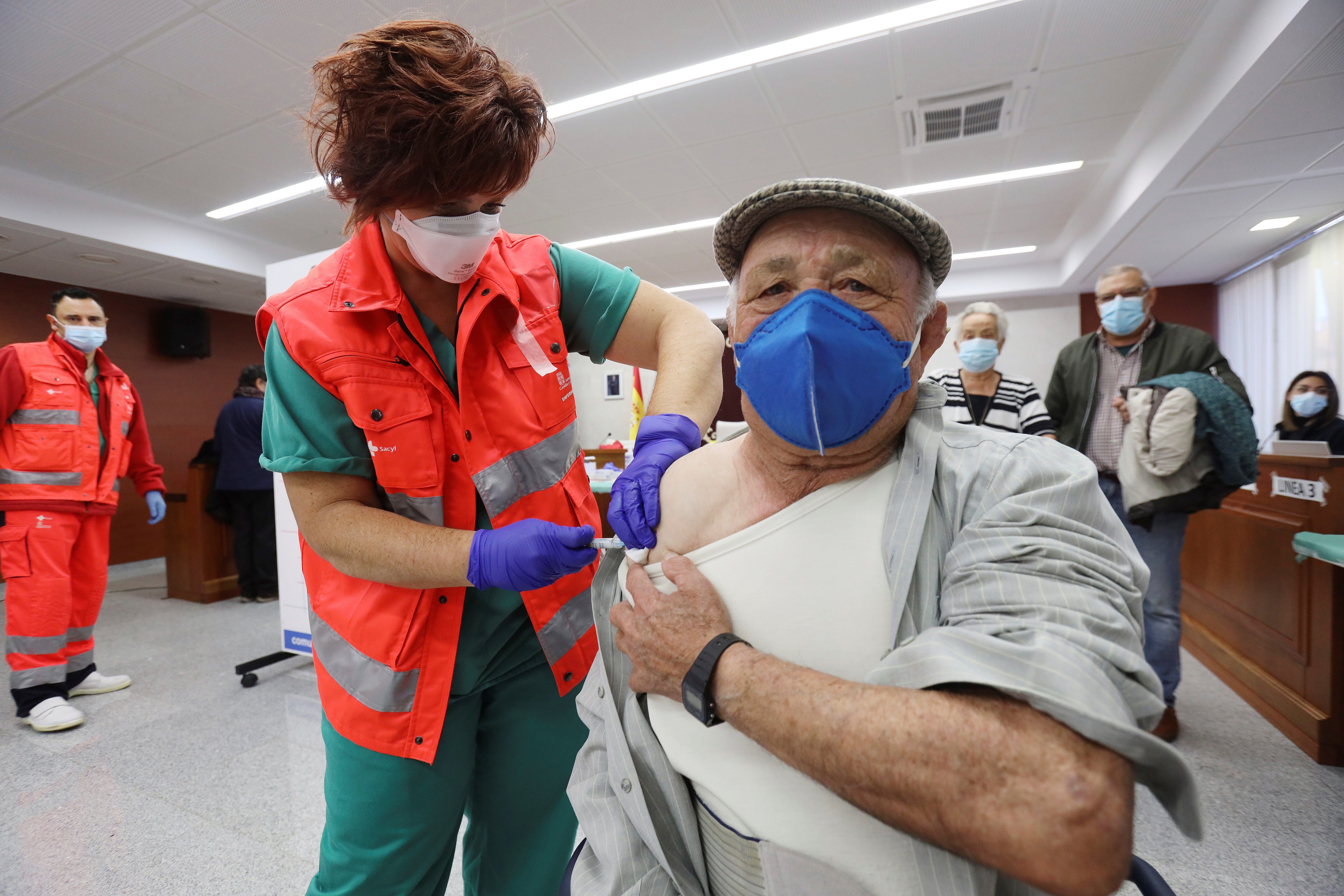 Un destacado virólogo alemán pronostica la fecha del final de la pandemia en España Un destacado virólogo alemán pronostica la fecha del final de la pandemia en España