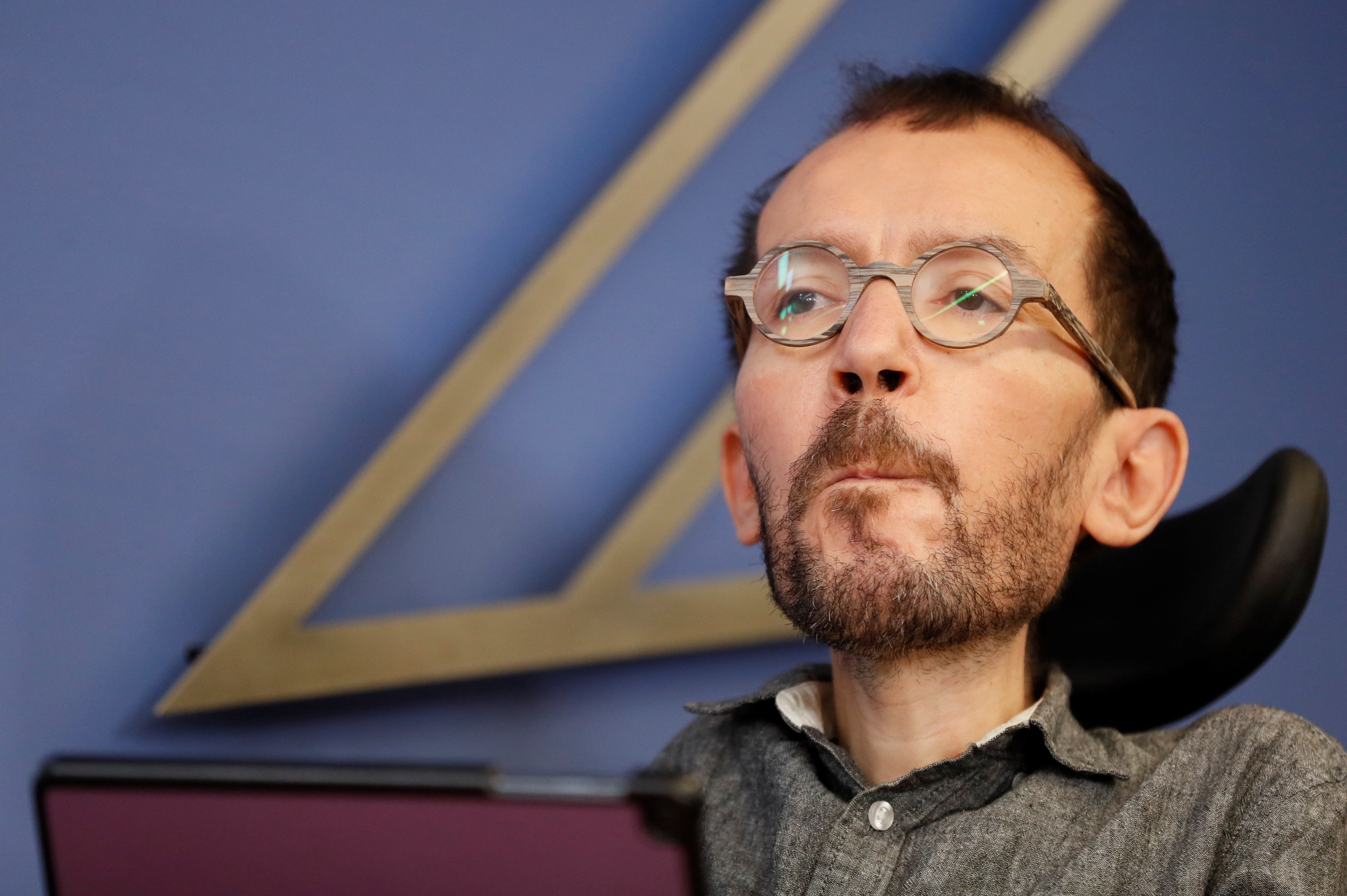 La Justicia condena a Pablo Echenique y Juan Manuel del Olmo a pagar 80.000 euros por acusar de violador a un joven asesinado La Justicia condena a Pablo Echenique y Juan Manuel del Olmo a pagar 80.000 euros por acusar de violador a un joven asesinado