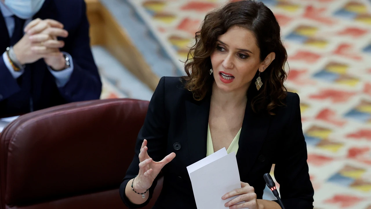 ¿Quién es Tomás Díaz Ayuso, el hermano de la presidenta madrileña y detonante de una fuerte polémica?