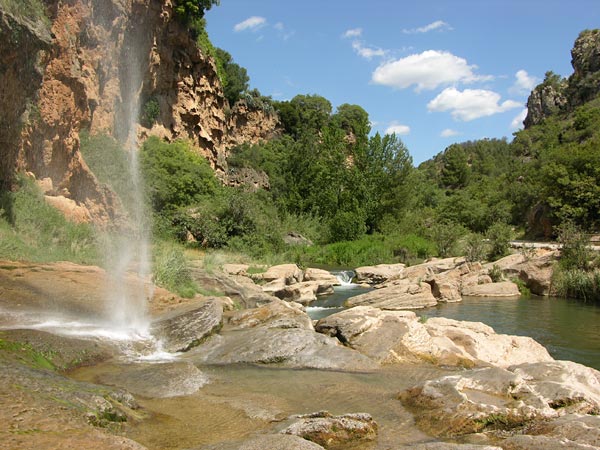Ideas para refrescarnos este verano con las piscinas naturales de la provincia de Castellón Ideas para refrescarnos este verano con las piscinas naturales de la provincia de Castellón