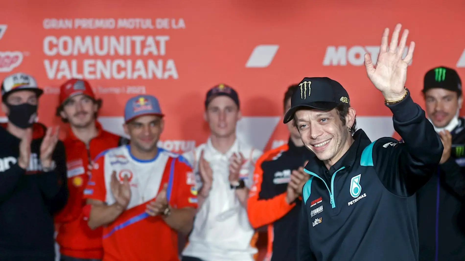 Valentino Rossi dice adiós en Valencia