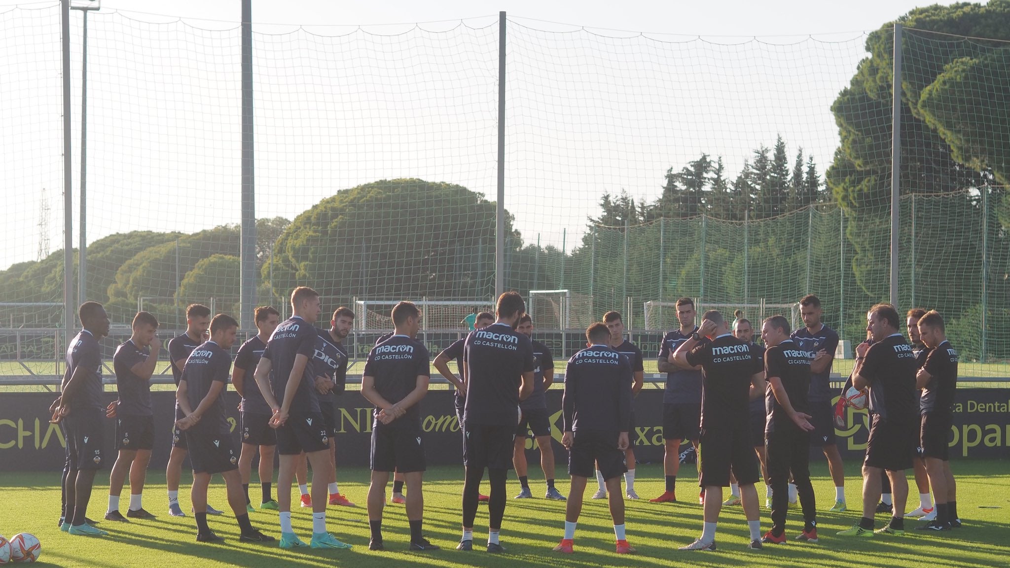 Un brote de covid en el CD Castellón obliga aplazar sus dos próximos compromisos ligueros Un brote de covid en el CD Castellón obliga aplazar sus dos próximos compromisos ligueros