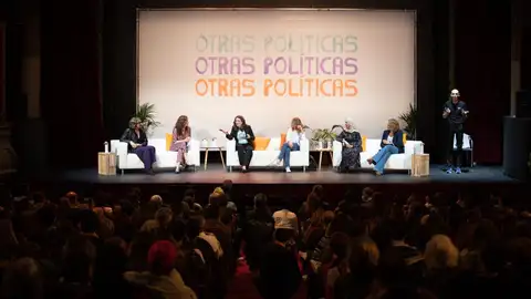 Durante dos horas han abordado diversos asuntos de la actualidad política ACTO OTRAS POLÍTICAS