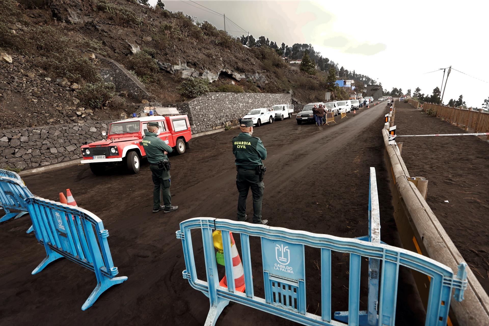 Muere un hombre de 70 años en La Palma al derrumbarse su casa por el peso de la ceniza del volcán Muere un hombre de 70 años en La Palma al derrumbarse su casa por el peso de la ceniza del volcán