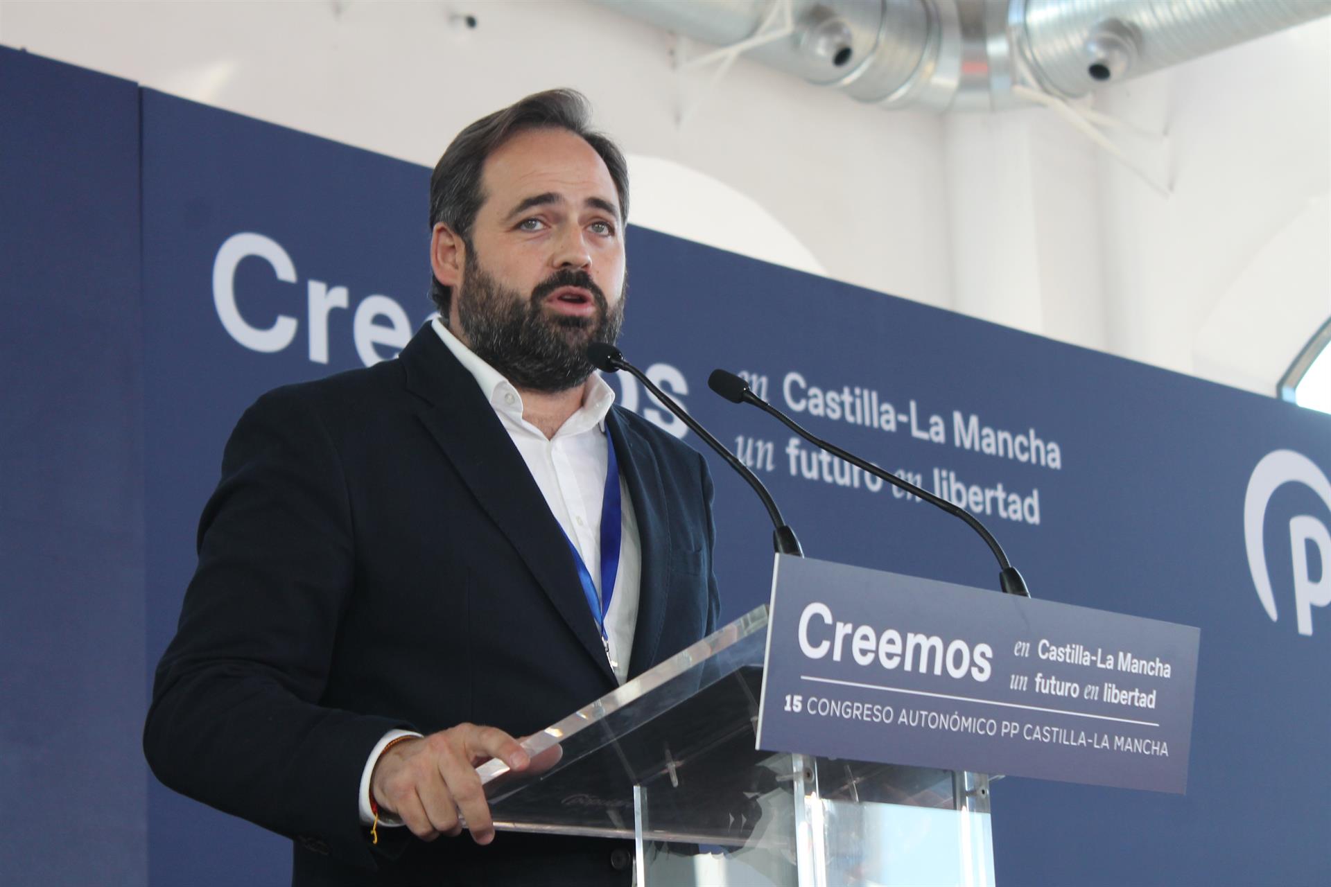 Paco Núñez, reelegido en Puertollano presidente del PP de CLM con el 98,5% de los votos del Congreso Regional Paco Núñez, reelegido en Puertollano presidente del PP de CLM con el 98,5% de los votos del Congreso Regional