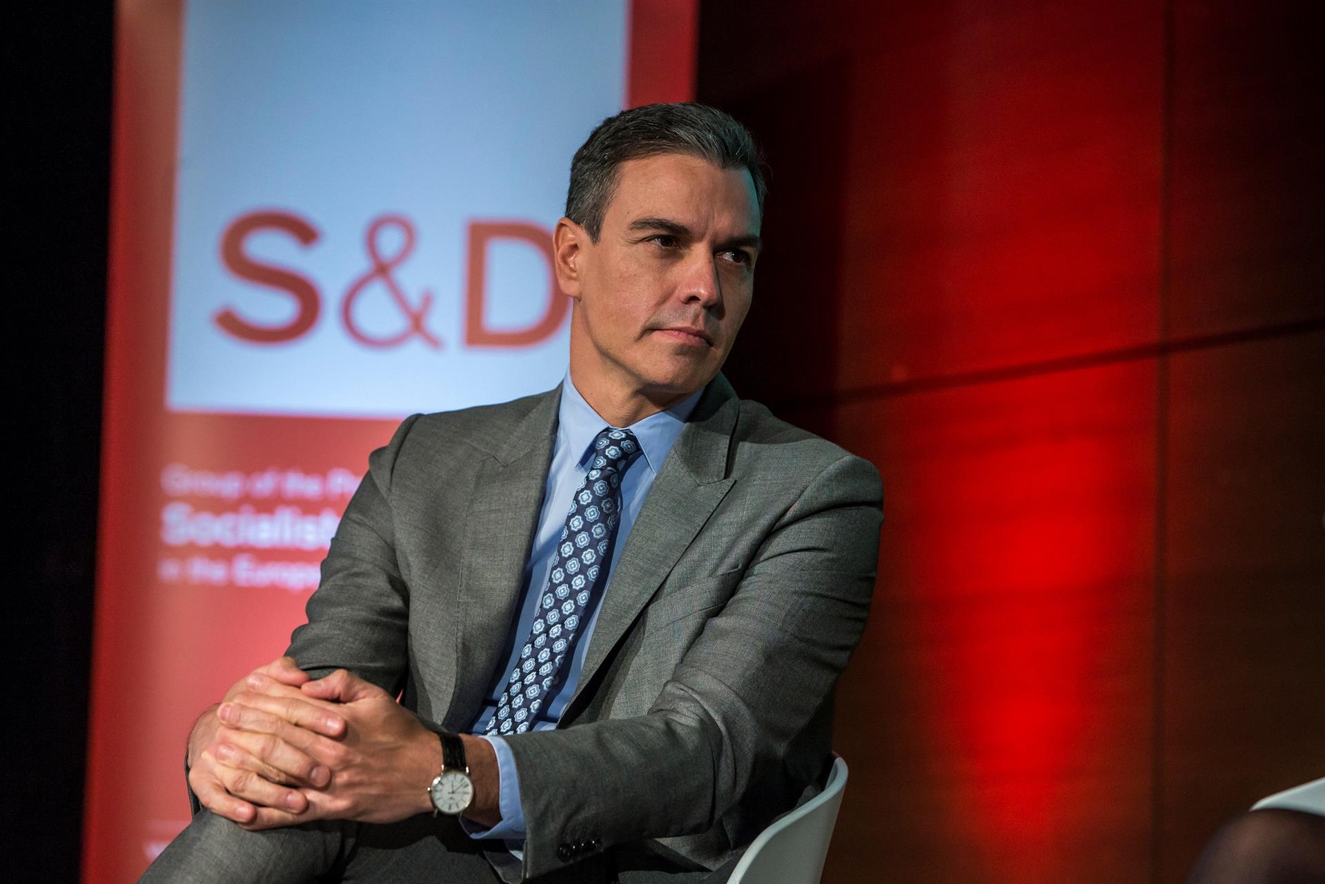 Un vídeo de Pedro Sánchez hablando en francés sorprende en Twitter: "Es algo nuevo" Un vídeo de Pedro Sánchez hablando en francés sorprende en Twitter: "Es algo nuevo"