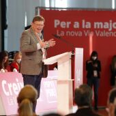 Ximo Puig en el XIV congreso del PSPV-PSOE.