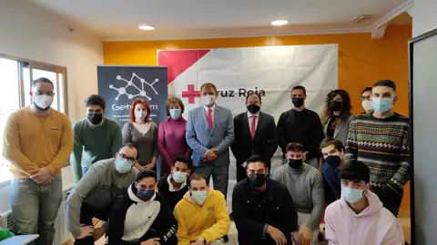 Foto grupal con alumnos Foto grupal con alumnos