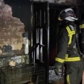 Incendio en una vivienda de la calle Jiménez de Quesada de Alcalá de Henares