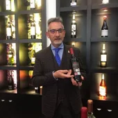 Imagen del alcalde de Valdepeñas, Jesús Martín, cuando también era presidente de la Asociación Interprofesional de la DO Imagen del alcalde de Valdepeñas, Jesús Martín, cuando también era presidente de la Asociación Interprofesional de la DO