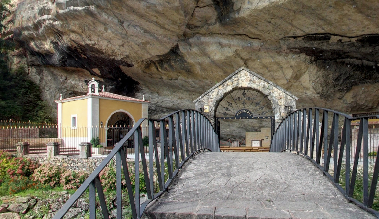 El Principado quiere inaugurar en 2022 la Ruta de los Santuarios entre Liébana y Oviedo El Principado quiere inaugurar en 2022 la Ruta de los Santuarios entre Liébana y Oviedo