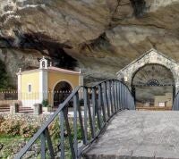 El Principado quiere inaugurar en 2022 la Ruta de los Santuarios entre Liébana y Oviedo