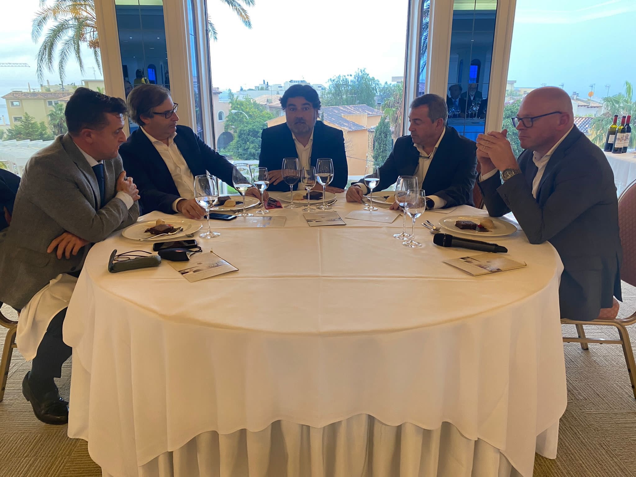 Tolo Gomila protagoniza el III Foro Illeslex Abogados Tolo Gomila protagoniza el III Foro Illeslex Abogados