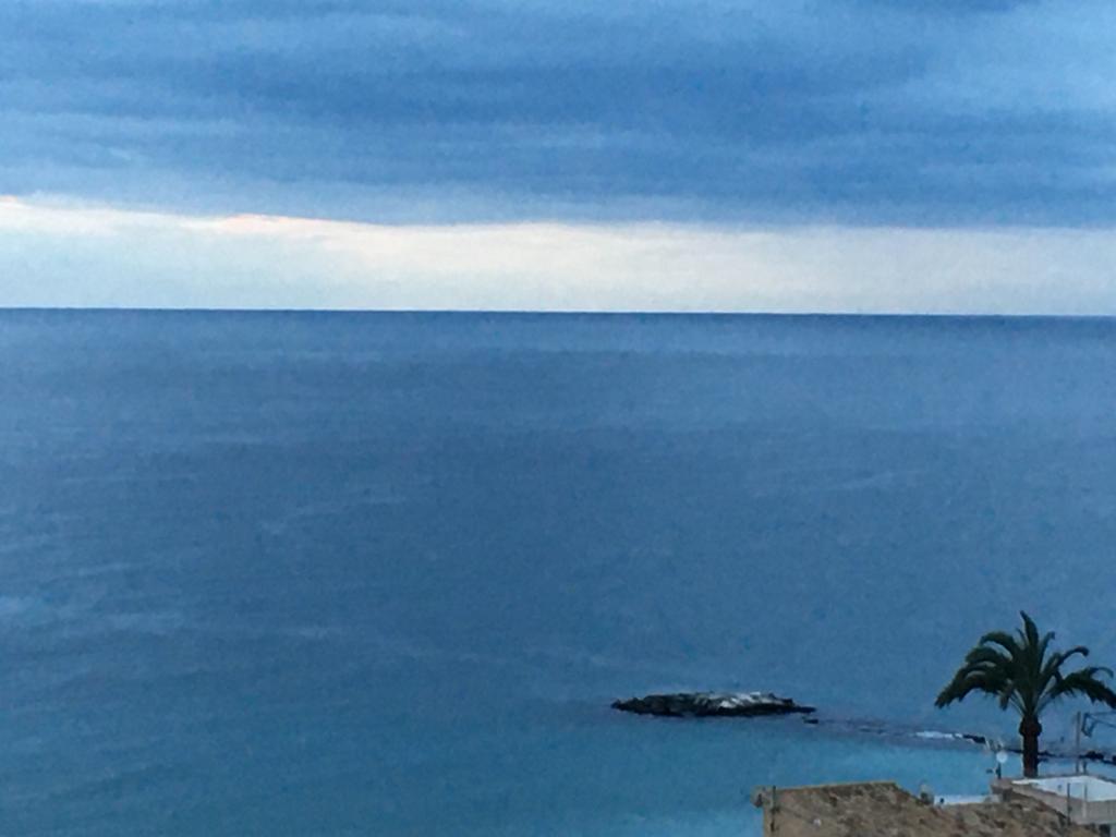 Cielos nubosos que anuncian tormentas y bajadas de temperaturas desde esta noche Cielos nubosos que anuncian tormentas y bajadas de temperaturas desde esta noche