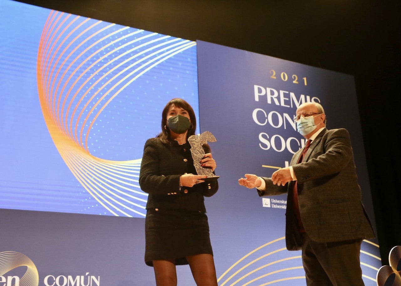 La Universidad de Alicante concede a la Diputación el premio de ‘Mecenazgo Artístico y Cultural’ La Universidad de Alicante concede a la Diputación el premio de ‘Mecenazgo Artístico y Cultural’