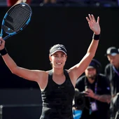 Muguruza supera a Badosa y jugará la final del Masters Muguruza supera a Badosa y jugará la final del Masters