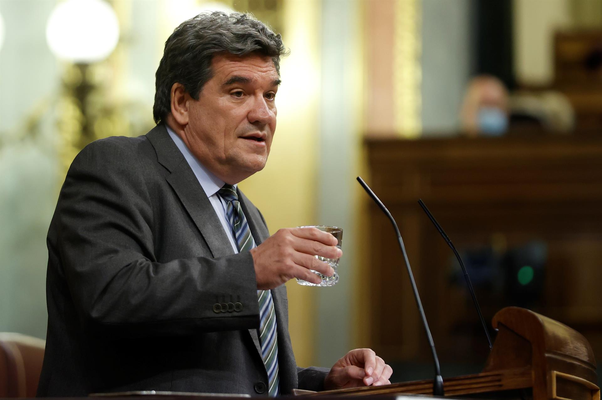 El ingreso mínimo vital ha llegado solo al 35,8% de las personas beneficiarias previstas El ingreso mínimo vital ha llegado solo al 35,8% de las personas beneficiarias previstas