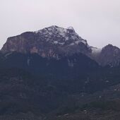 El Puig Major ha acogido la primera nevada del otoño. 