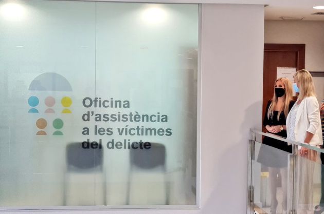 Cerca de 400 mujeres han sido asistidas en un año por la Oficina de Denuncias de Violencia de Género de Castellón Cerca de 400 mujeres han sido asistidas en un año por la Oficina de Denuncias de Violencia de Género de Castellón