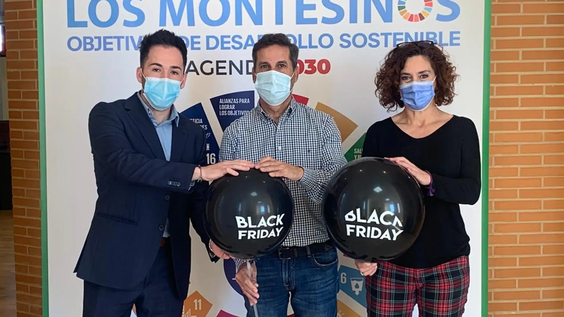 Una treintena de comercios de Los Montesinos se suman a la campaña de Black Friday 