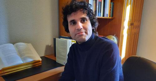 Alvaro Giménez, de Auralaria, es una de las citas con la poesía más importantes Alvaro Giménez, de Auralaria, es una de las citas con la poesía más importantes