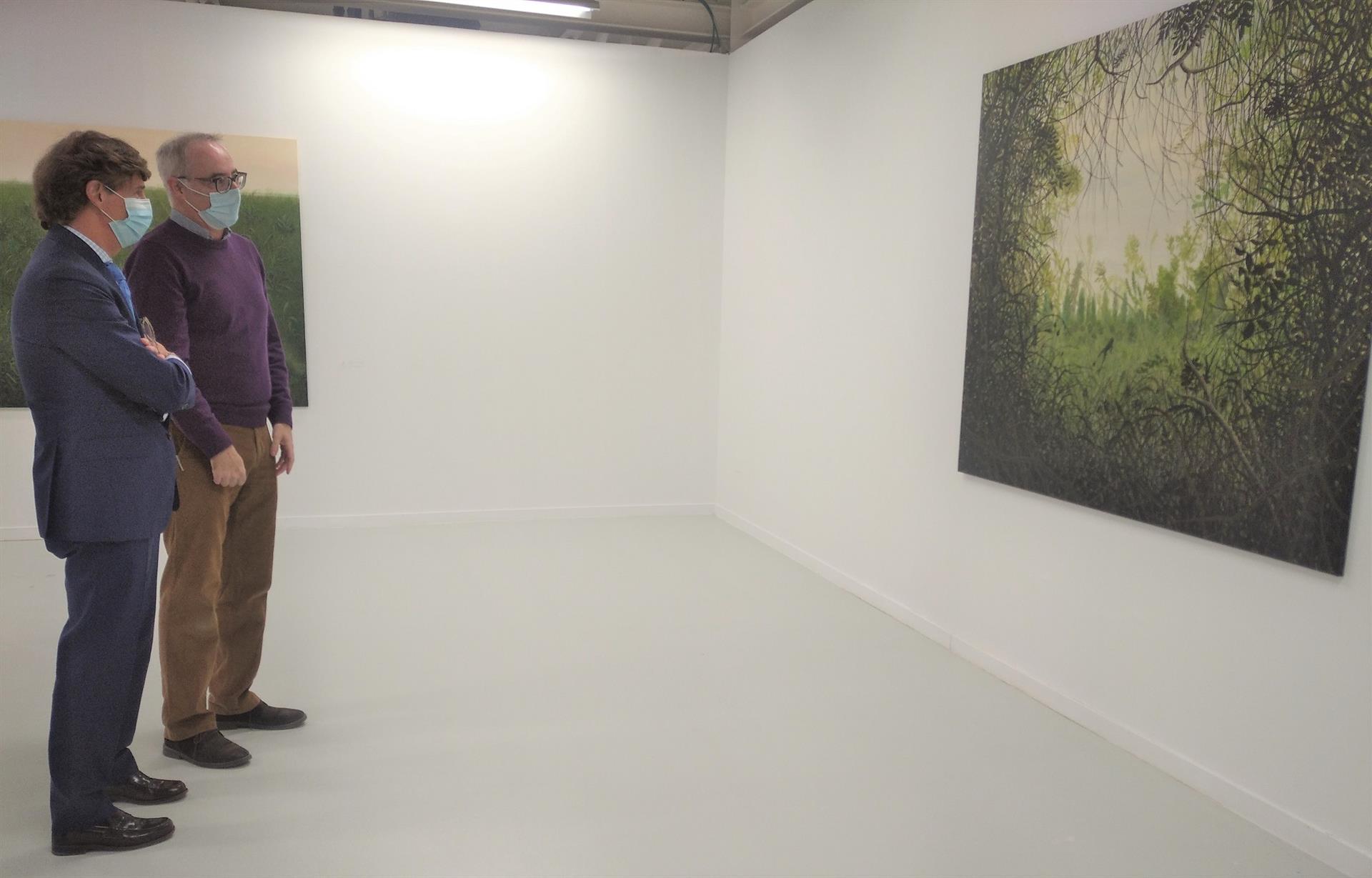El pintor Jorge Fin expone "Malas Hierbas" en el Centro Párraga El pintor Jorge Fin expone "Malas Hierbas" en el Centro Párraga