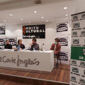 Momento de la mes de Cultura en el Ámbito Cultural de El Corte Inglés de Zaragoza